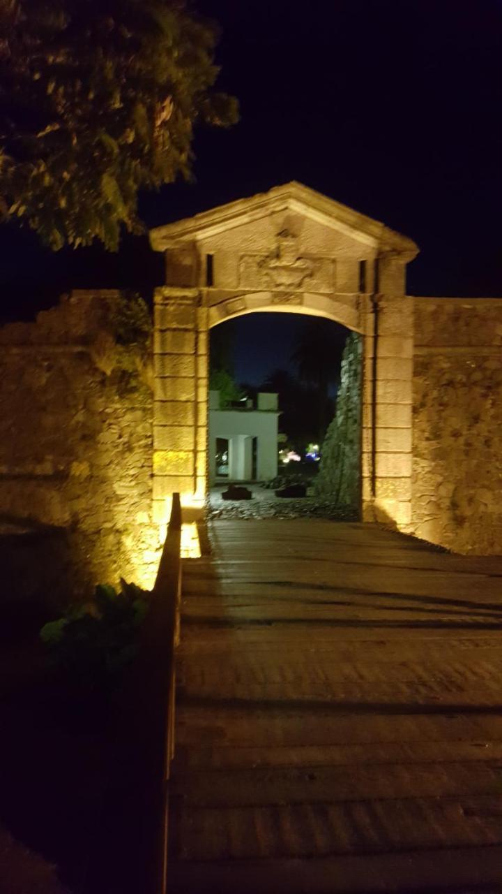 Luz De Jacinta Appartement Colonia del Sacramento Buitenkant foto